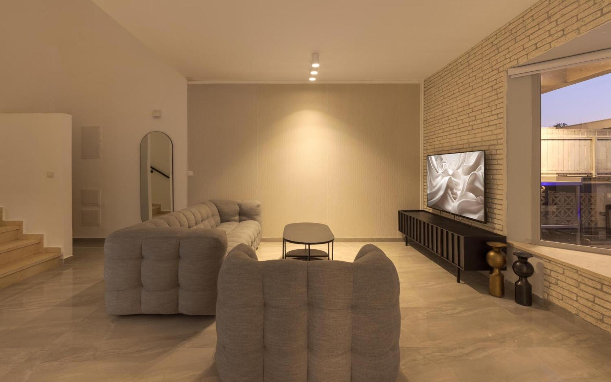 ホテル Sahara - Designed Duplex With A Private Pool エイラート エクステリア 写真